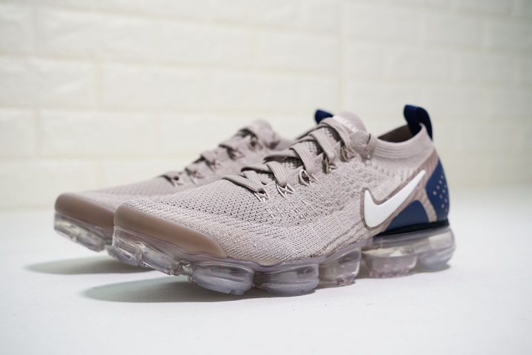 air vapormax flyknit 2 diffused taupe