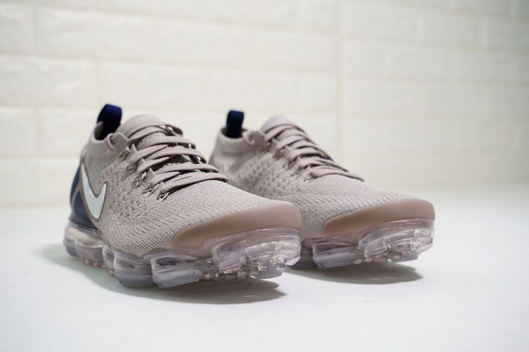 air vapormax flyknit 2 diffused taupe