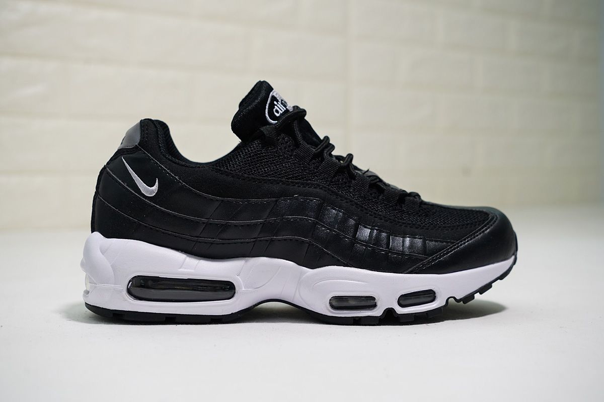 nike 95 black and white