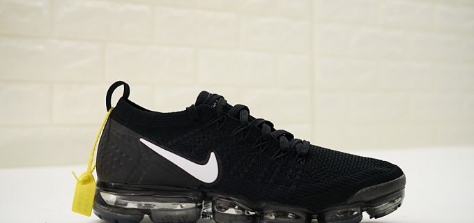 Nike Air VaporMax Flyknit 2.0 Black and White