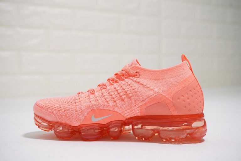 nike vapormax crimson pulse