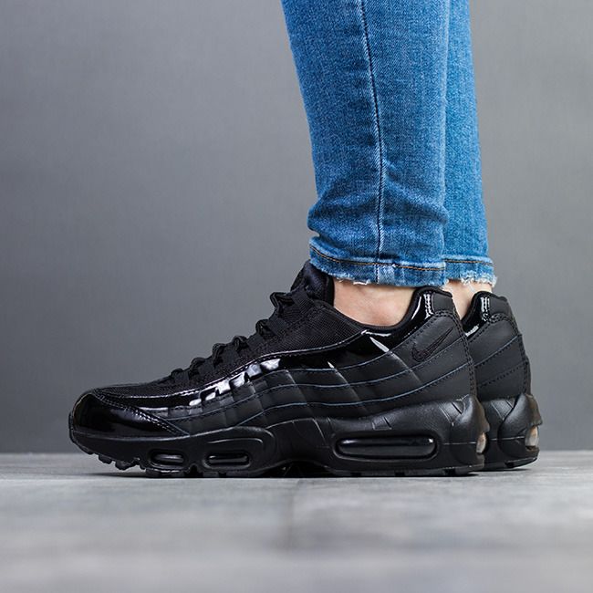 Mens Nike Air Max 95 All Black Triple Black on feet