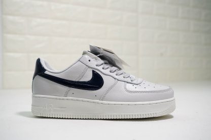 Nike Air Force 1 07 Low White Grey