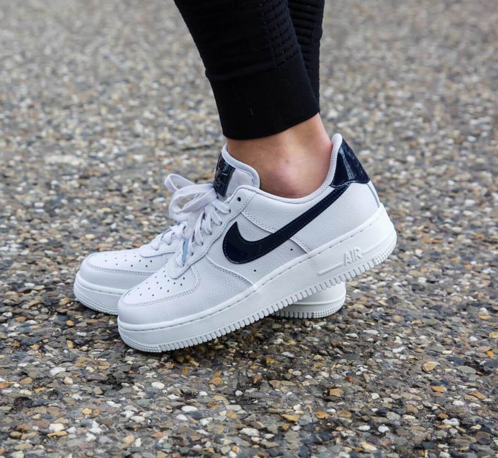 Nike Air Force 1 07 Low White Grey on feet