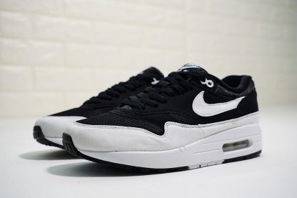 Nike Air Max 1 Black and White brand new