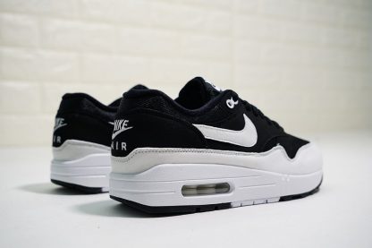 Nike Air Max 1 Black and White sneaker