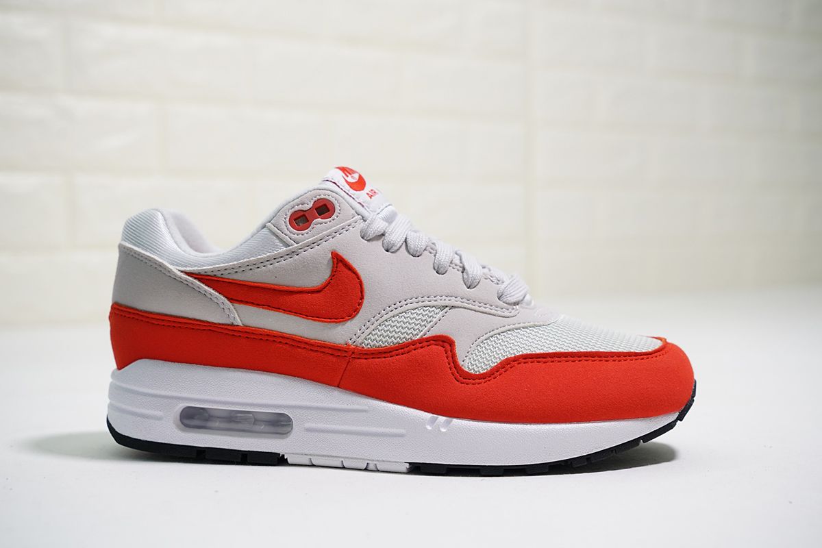 women air max red