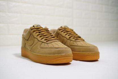 Nike Air Foce 1 Low Flax Wheat upper