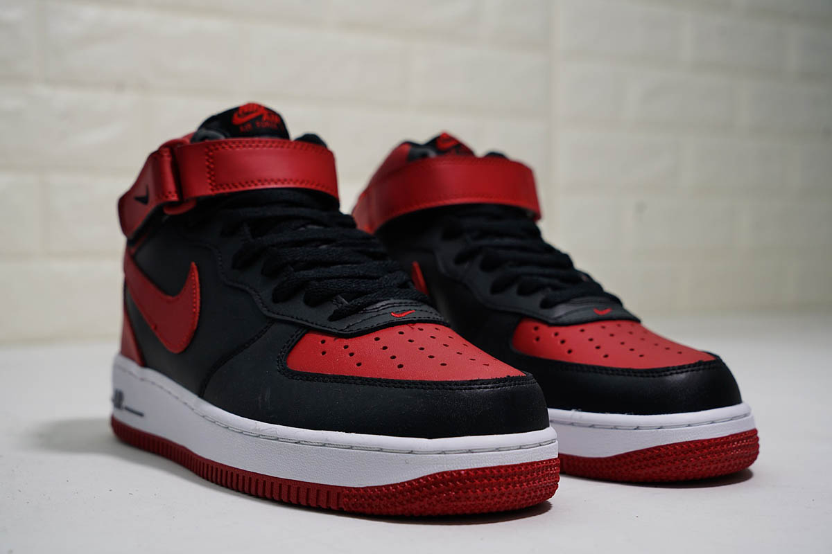 Nike Air Force 1 AF-1 Mid Bred -Black Red