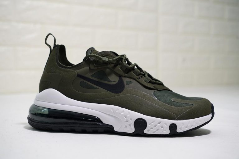mens white nike 270 react