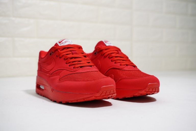 air max university red