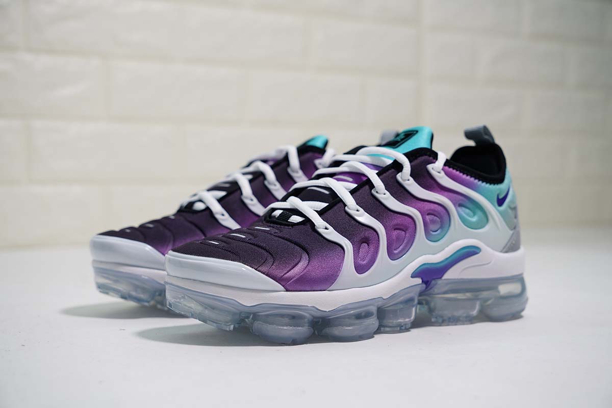 womens vapormax plus 2019