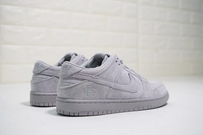 Nike SB Zoom Low x Reigning Champ grey