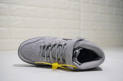 buy SB Zoom Dunk Pro QS x Reigning Champ Grey