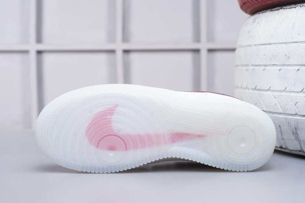 nike with transparent sole