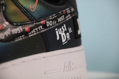 Nike Air Force 1 Low Chameleon Just do it detail