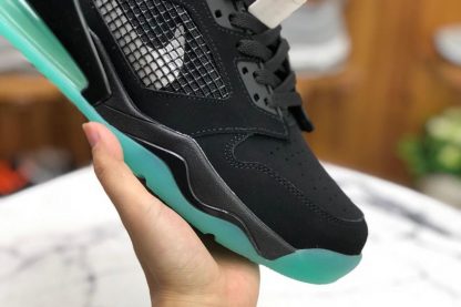 Jordan Mars 270 Green Glow In The Dark black toe