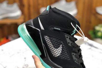 Jordan Mars 270 Green Glow In The Dark shoes