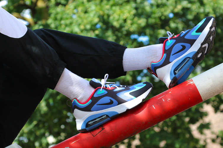 Royal Pulse Air Max 200 on feet