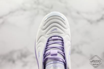 Wmns Air Max 720 Pure Platinum Oxygen Purple toe