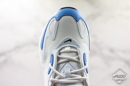 Nike Air Max 200 White Half Blue Sneaker toe