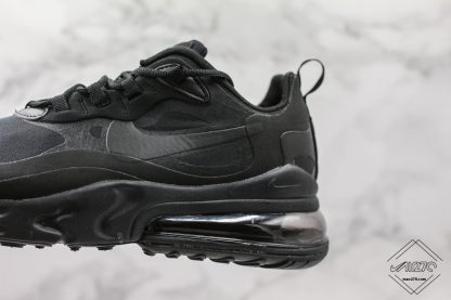 Nike Air Max React 270 Triple Black max unit