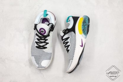 Nike Joyride Run Flyknit White Yellow shoelaces
