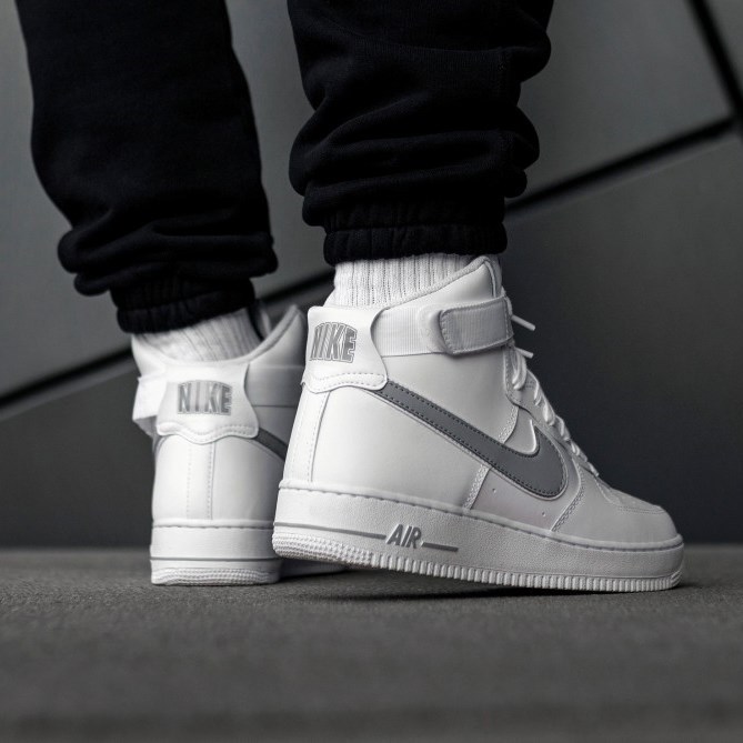 Air Force 1 High 07 White Wolf Grey on feet look