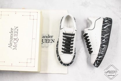 Alexander Mcqueen Sneaker White Black front