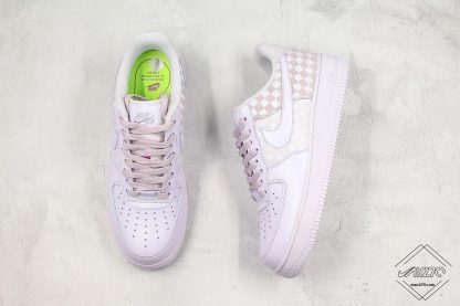 Nike Air Force 1 07 L.V. 8 1 Oxygen Purple tongue