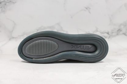 Nike Air Max 720 Wolf Grey Anthracite sole
