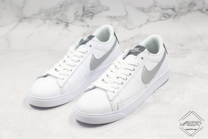 Nike Blazer Low LE White Silver shoes