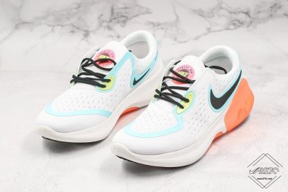 Nike Joyride Run Flyknit V2 White Bright Mango sneaker