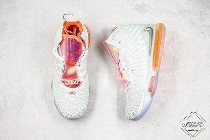 Nike LeBron XVII 17 Future Air sneaker