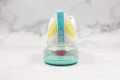 Womens Nike Air Max 720 heel