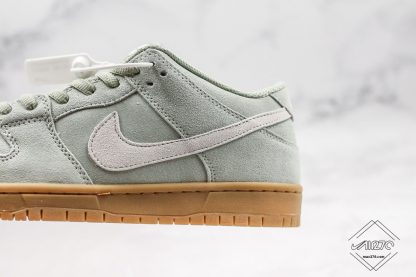 Nike SB Dunk Low Horizon Green Gum midsole