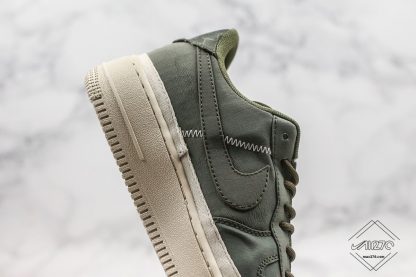 Buy online Nike Wmns Air Force 1 07 SE in Cargo