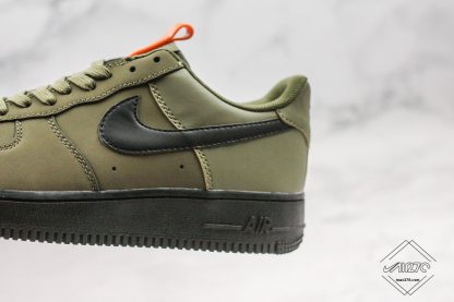 Medium Olive Nike Air Force 1 07 midsole