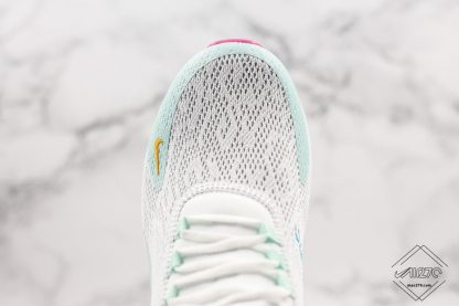 Nike Air Max 270 Pastel Easter toe