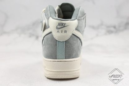 Nike Air Force1 Mid 07 3M Grey Suede heel