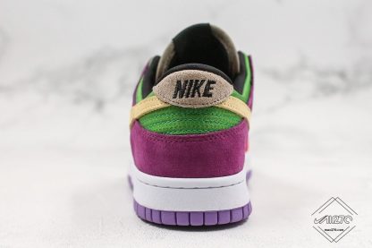 Nike Dunk Low Viotech heel back