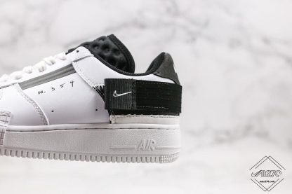 Air Force 1 Low Type Summit White velcro straps