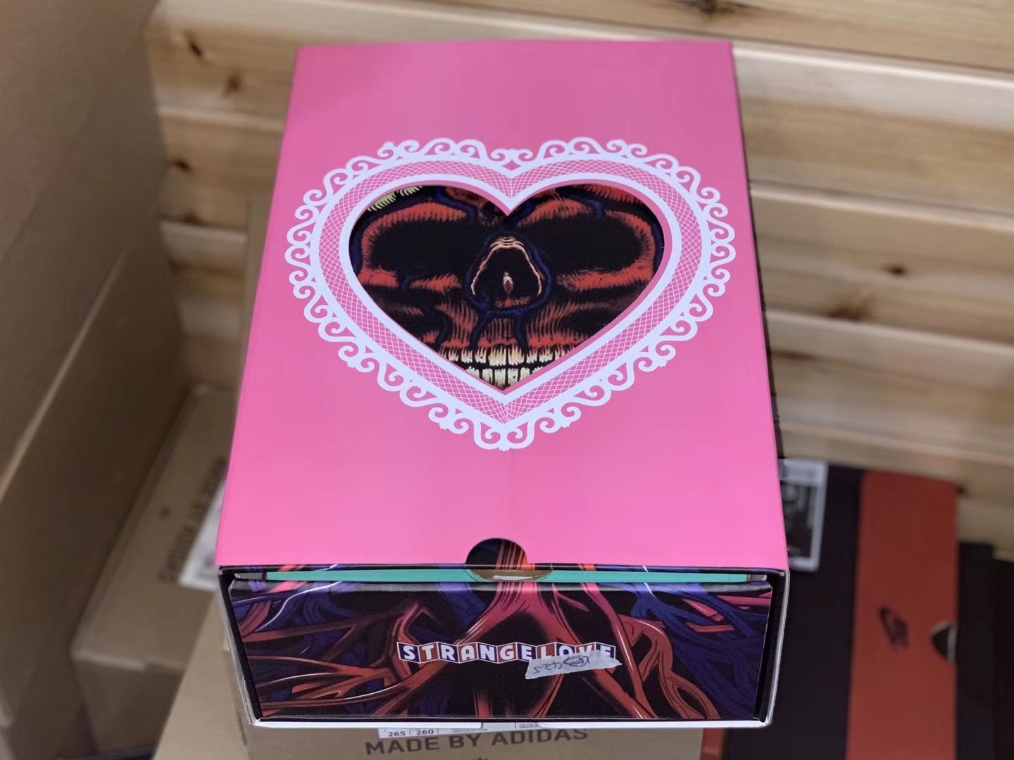 Love Special Box for Dunk SB
