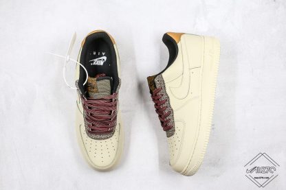 Nike Air Force 1 Low Fossil tongue