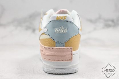 Nike Air Force 1 Shadow Spruce Aura heel