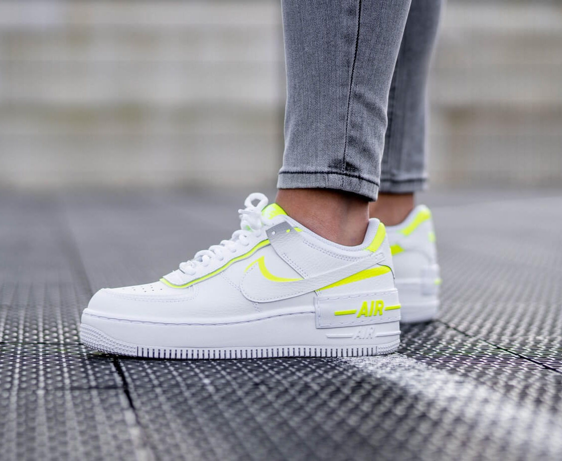 Nike Air Force 1 Shadow White Lemon Venom On feet