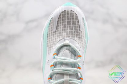 Nike Air Max 270 React White Jade Frosted Spruce upper