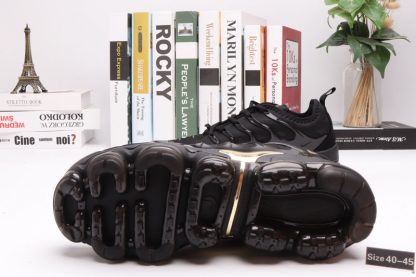 Nike Air VaporMax Plus TN Black Gold bottom sole