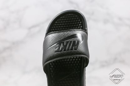 Nike Benassi Slide All Black upper