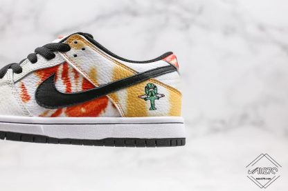 Nike SB Dunks Raygun Tie-Dye Away Roswell Rayguns